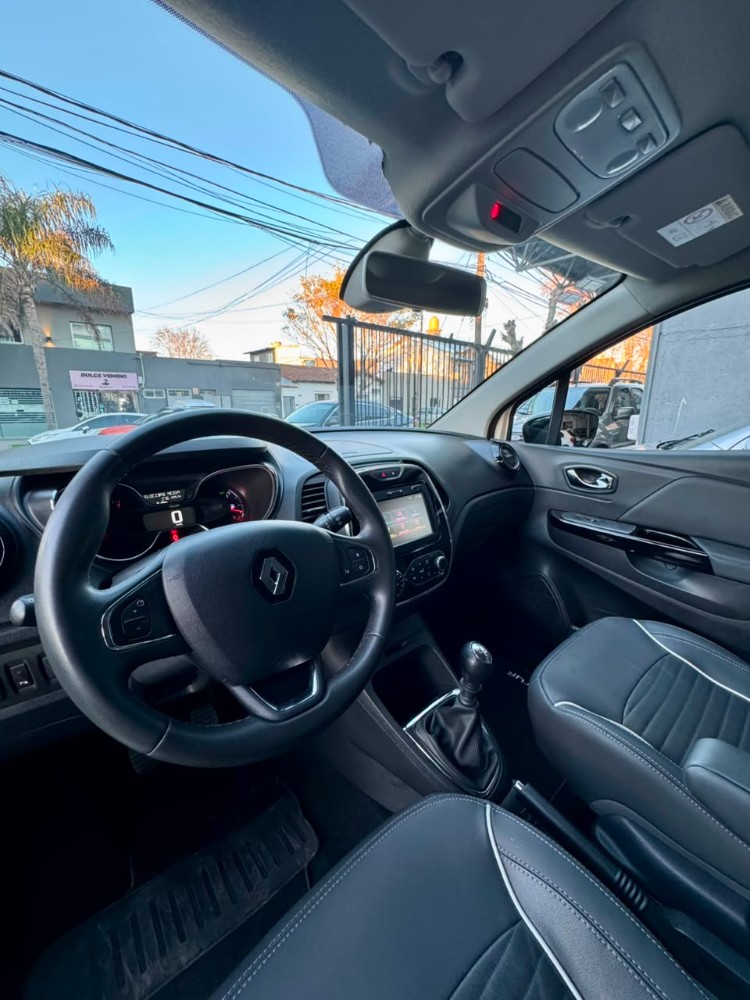 Renault Captur Intens — foto 10